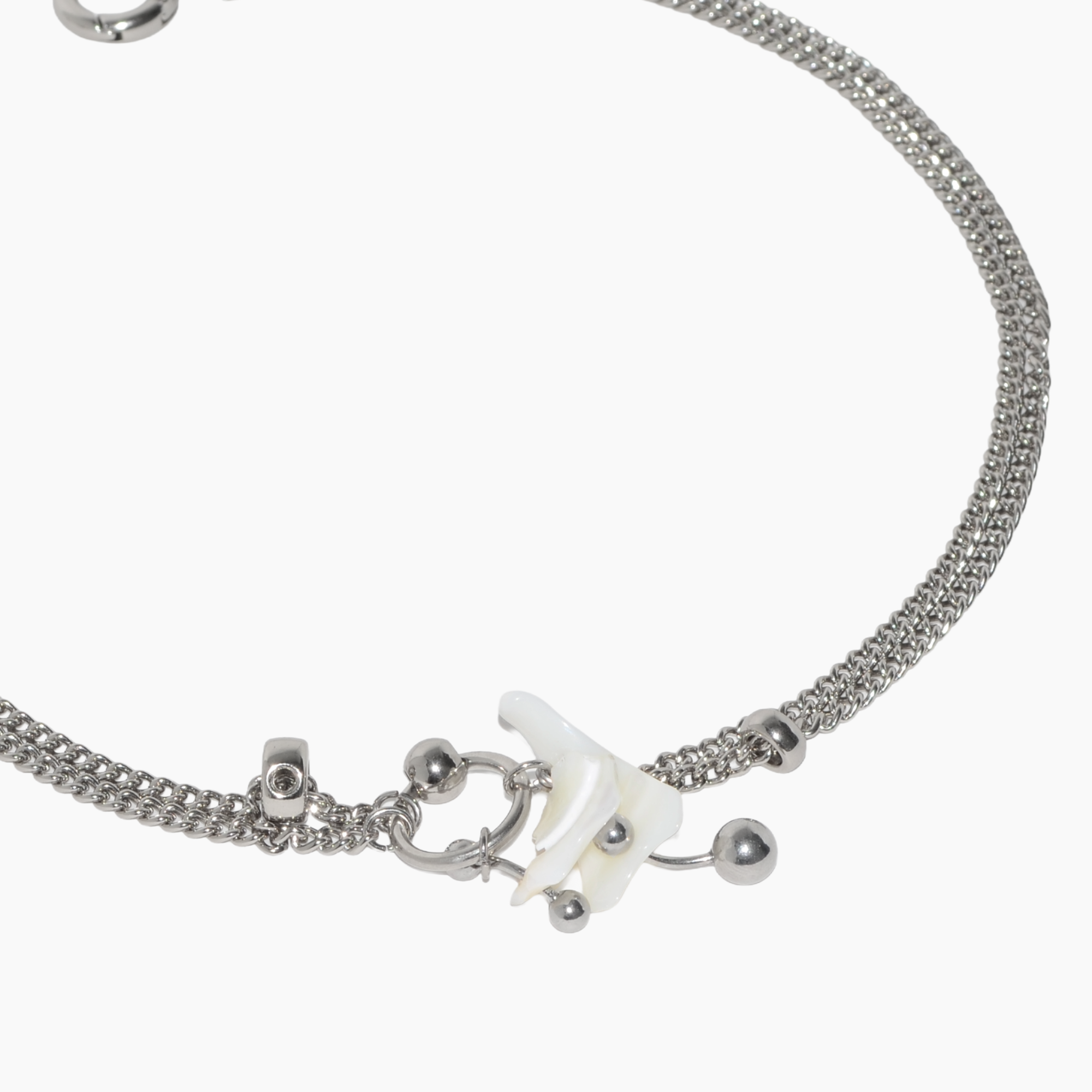 gargantilha e. kelly