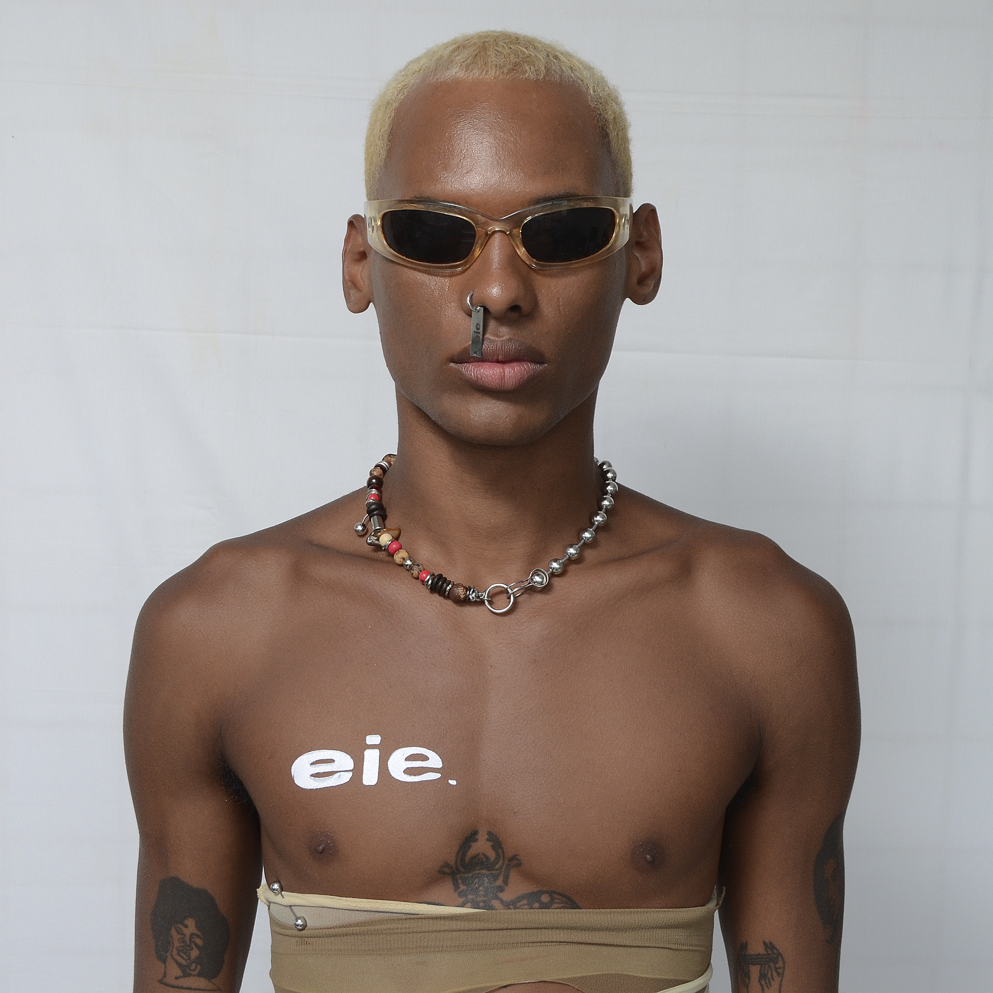 colar furacãoeie.17