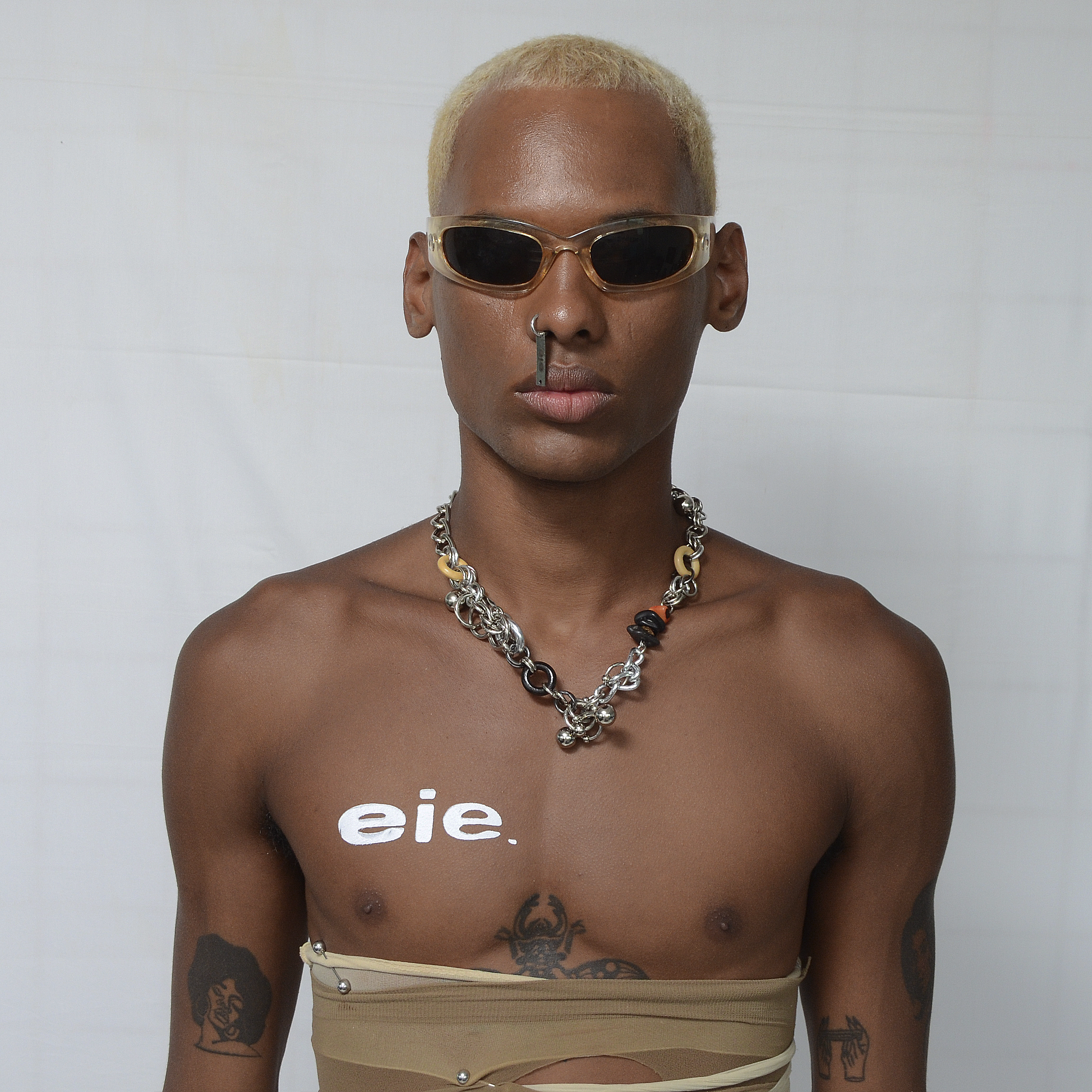 colar furacãoeie.18