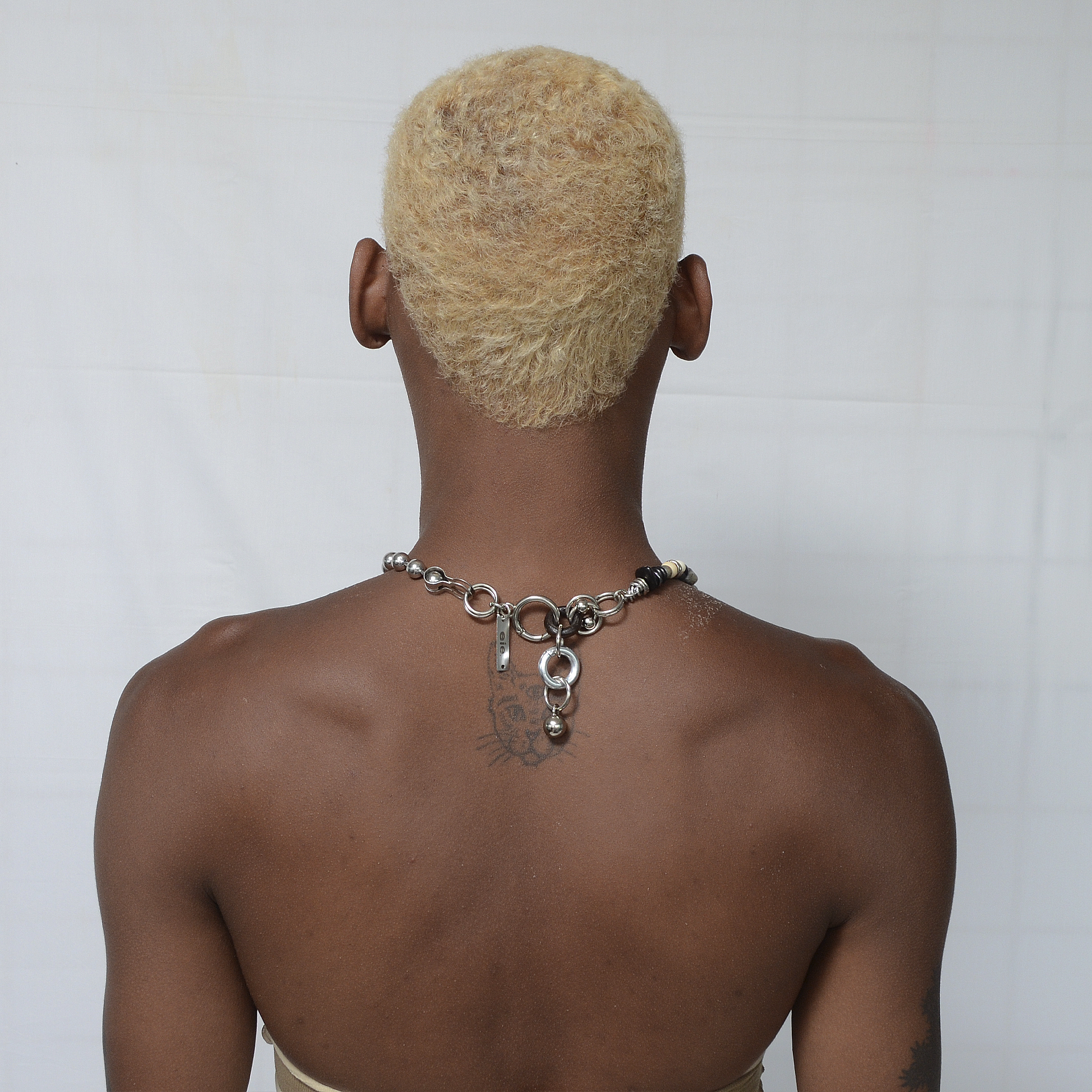 colar furacãoeie.16